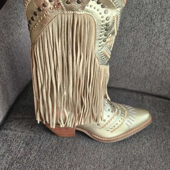 NEW Dingo Metallic Gold Fringe Heeled Cowboy Boots - Picture 6 of 9
